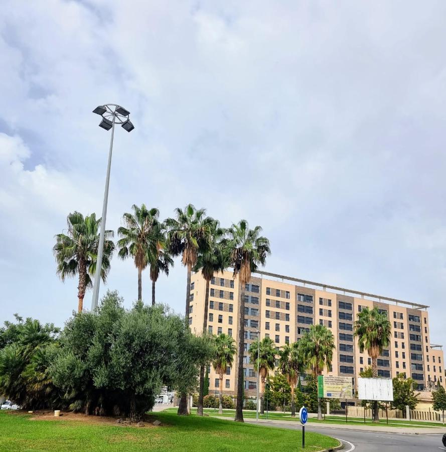 ヘレスAlazan Jerez Iv-Parking Gratis-Wifi-Netflixアパートメント エクステリア 写真